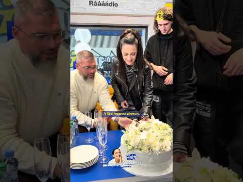 Lucie Filipi Bílá: Narozeninovo-svatební dort. 🎂💍