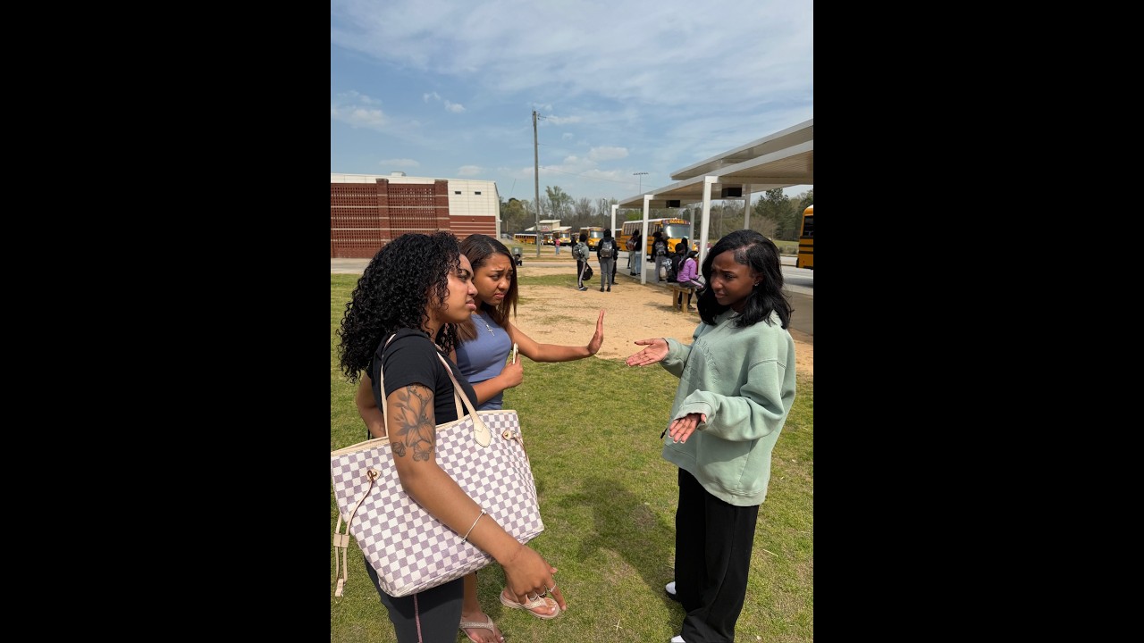 Brooke wants to end the beef and approaches Hope & Faith… You already know what time they was on