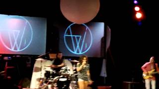 Wynter Gordon - &quot;Drunk on Your Love&quot; Live in Montreal