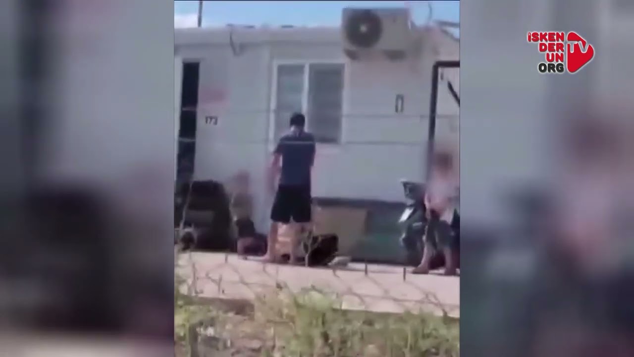 Eşini Çocuklarının Gözü Önünde Darp Etti…