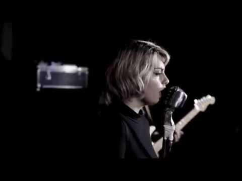 Téhu - Phog Ft Léonie Gray (Official Video)