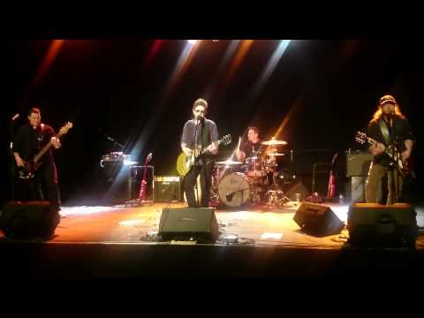 Stereophonish: Nidum.Arts Ctr