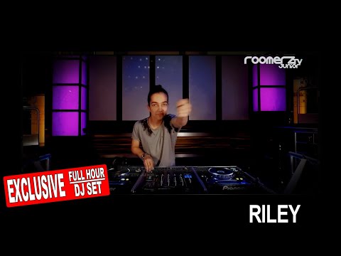 download lagu mp3 mp4 Dj Riley, download lagu Dj Riley gratis, unduh video klip Dj Riley