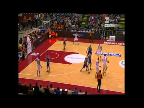 EA7 Emporio Armani Milano vs. chebolletta Cantù (Lega Basket A # Giornata 14 # 06/01/2013)