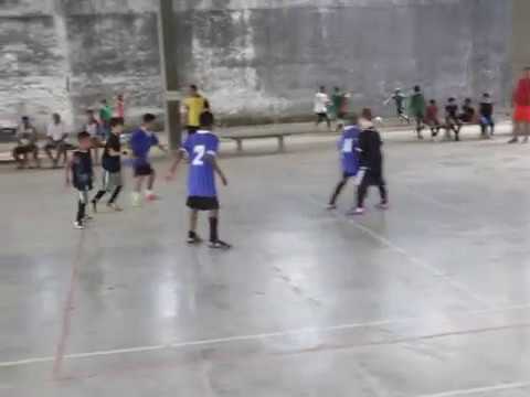 GOLEIRO BENTO SÁ SAI COM PÉ E GANHA JOGADA -  NUNES FUTSAL(SUB-11) 5X2 CORINGA(SUB-12) - AMISTOSO