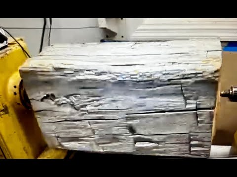 Turning a 90-Year-Old Red Oak Scrap into a Stunning Bowl | Woodworking & Restoration