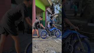 Download lagu story'wa cinematic Supermoto herex, KLX herex #shorts mp3 Download lagu story'wa cinematic Supermoto herex, KLX herex #shorts mp3