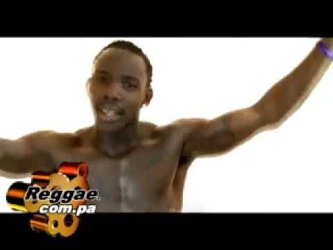 Mr. Benz - Quítate la Ropa (Video Oficial)