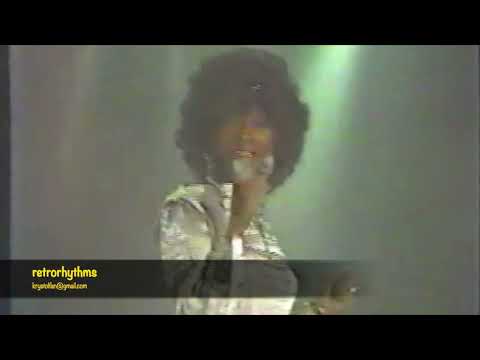 Geraldine Hunt performing It's Over 1984 Hi-NRG / Disco / R&B
