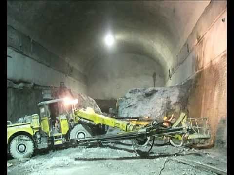 Kraftwerk Limmern 2015 Sprengvortrieb Original.avi