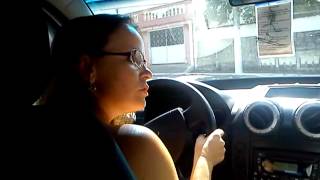preview picture of video 'Déia aprendendo a dirigir em São Pedro da aldeia com meu Pai 2012'