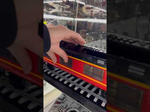 Что внутри самого большого Лего поезда? #lego