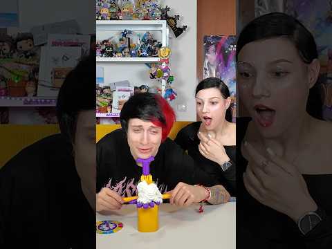 Играем ПАЙ В ЛИЦЕТО с ТОНИ! 😂