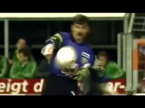 Молодой Черчесов