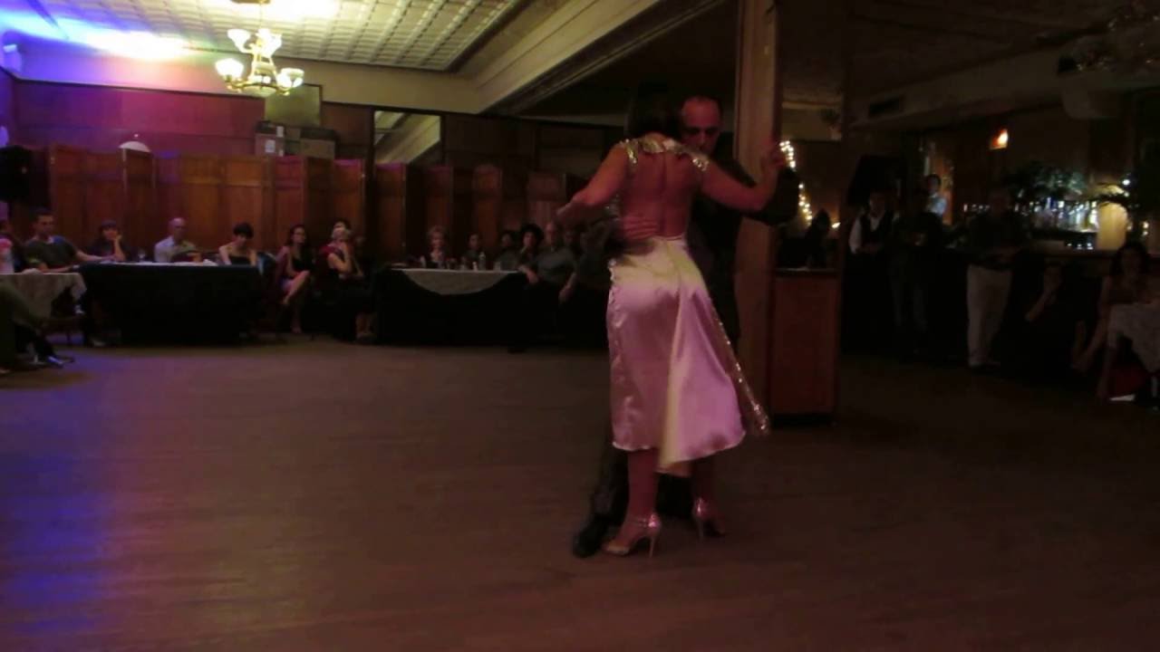 Video thumbnail for MARIANA PARMA & MARIO DE CAMILLIS @ LA MILONGA ROSA 7/29/2016