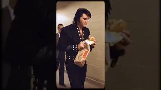 Elvis Presley Backstage Eating McDonald’s 🍔👑 | AI Recreates the Moment