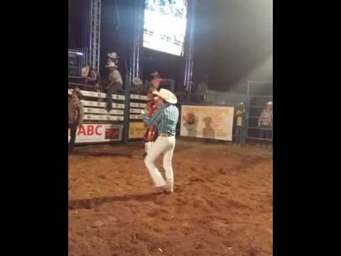 Igor Carlos Locutor - Rodeio em Touros Itauna-MG