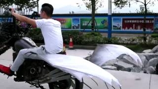 preview picture of video 'Man Rides Self-designed Ghoulish Flying Motorcycle'