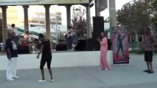 Download lagu Hound Dog by Big Papa and the TCB.wmv mp3