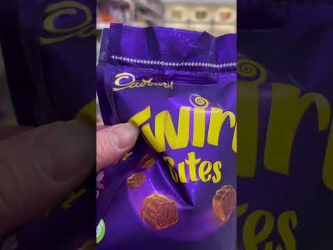Yummy 😋 twirl bites #cadbury #chocolate #fypシ #asmr #viral #shortvideo #youtubeshorts #share