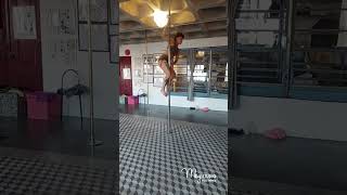 Pole Dance aula - Mey Pole Dance Studio