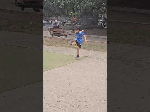 Gino pelota plaza salto Plazoleta Vera Peñaloza Avenida San Juan  calle Piedras Buenos Aires 14/4/26