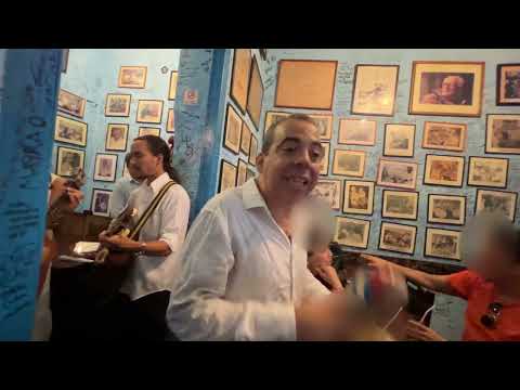 Y en eso llegó Fidel / "Than Fidel came" - Bodegita - Havanna - Cuba 2023.07.21.