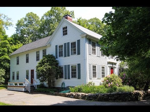 31 Topsfield Road Wenham, MA