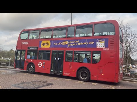 Metroline LK62 DYH (TE1431) revving high at Barnet Hospital #shorts