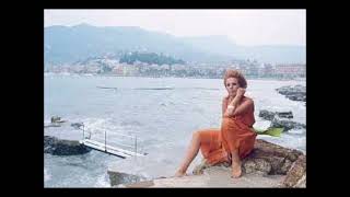 Ornella Vanoni - Basta poco (date: 10 settembre 2013) For Classical Guitars Band