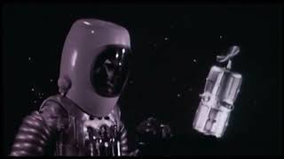 Aussi. Mais pas que.