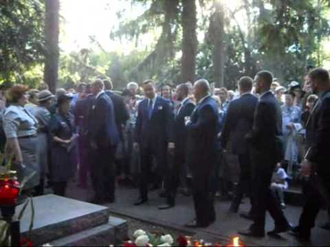 Prezydent elekt Andrzej Duda , Cmentarz Wojskowy 1.08.2015