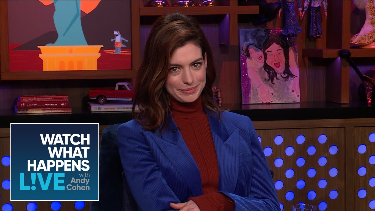 Anne Hathaway Dishes On A â€˜Princess Diaries 3â€™ | WWHL - YouTube