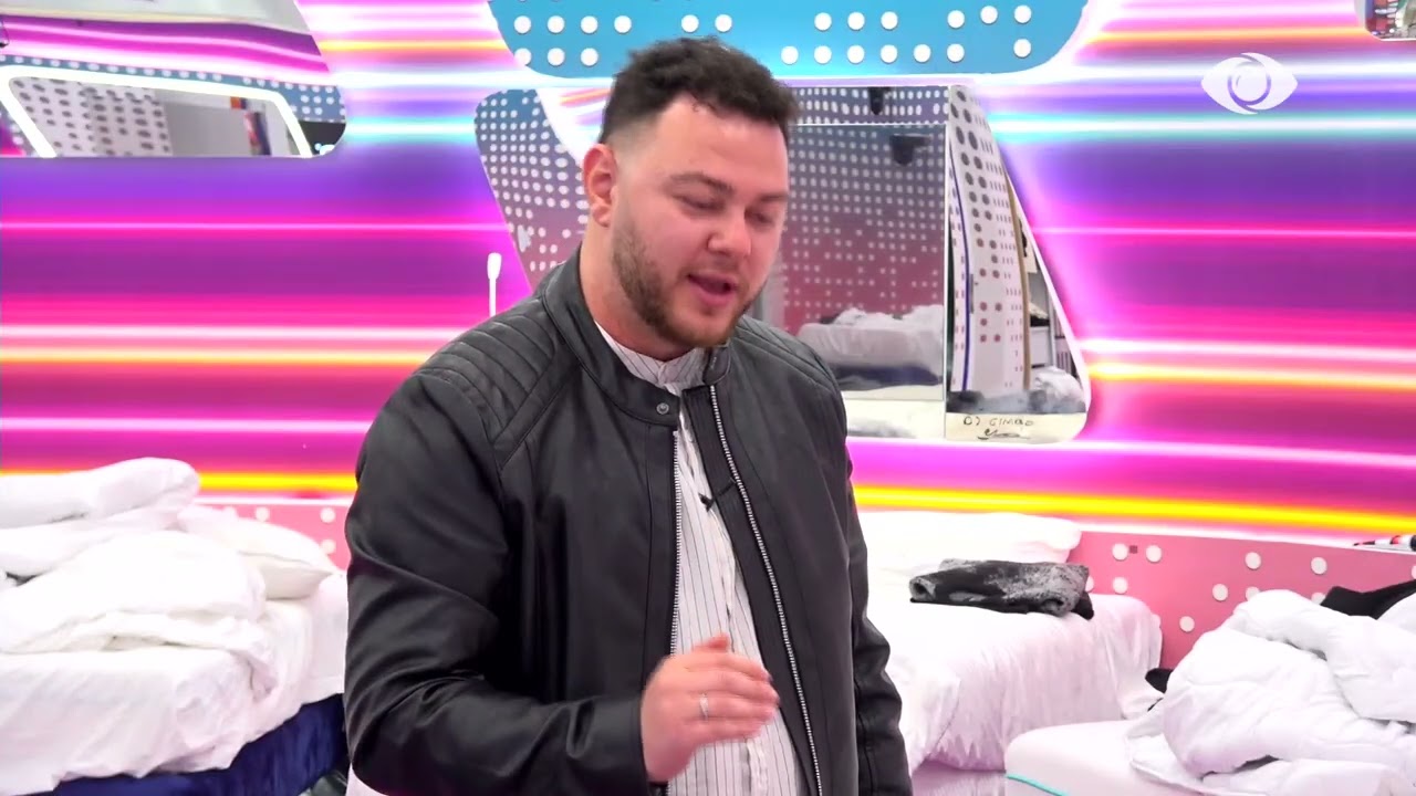 “Delirantë që të tre…”/ Rogerti-Arditit: Vetëm Mirit si kthehem