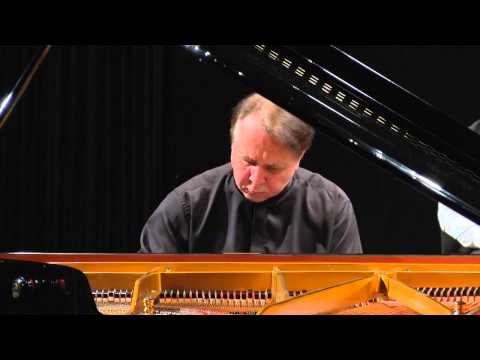 Joseph Haydn - Piano Concerto No. 11 in D major, Hob. XVIII/11 - Mikhail Pletnev