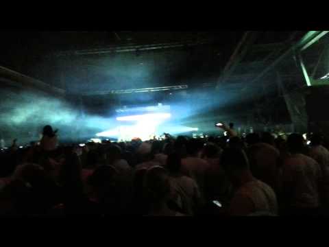 Neon Splash Blood Massacre