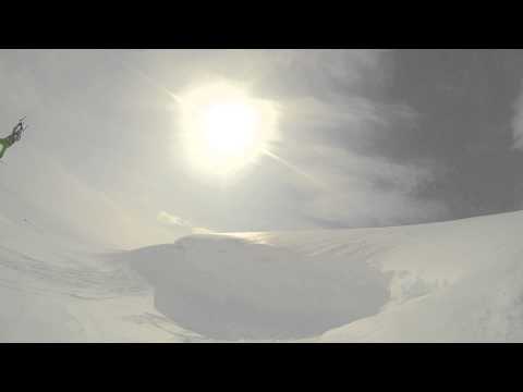 Snowkiting Big Cliff Jump Haugastol