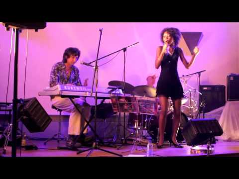 Pikadilly I can't stand the rain