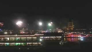 preview picture of video 'Feuerwerk Silvesterparty 2014 in Köln am DOM'