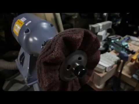 Scotchbrite buffing wheel with 80 micron diamond bar