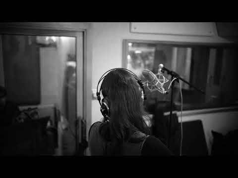 And Am I Born to Die  -  Nora Brown