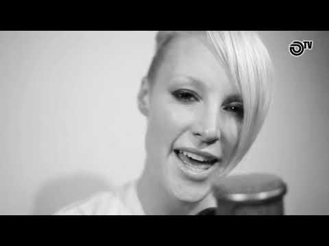 Dash Berlin ft. Emma Hewitt -  Waiting (Acoustic)