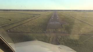 preview picture of video 'Landing Runway 22 at Longreach (YLRE)'