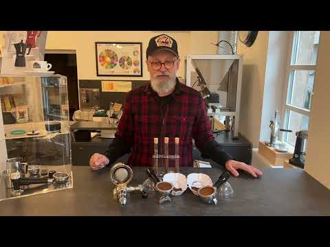 How many grams of coffee should go into a portafilter? #lapuzia #asktheroaster #barista