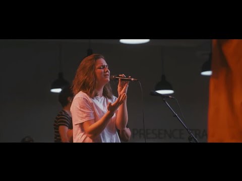 Take a Moment (Spontaneous) - UPPERROOM