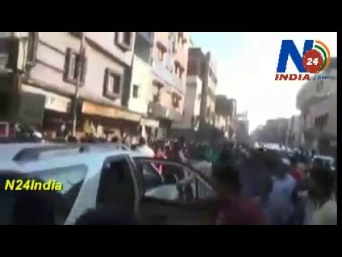 Clash between Hyderabad Congress Leader Shabbir Ali & MIM Workers (N24India_