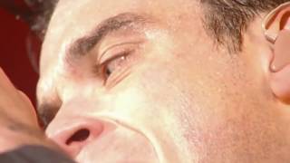 Robbie Williams Live 2003 - No Regrets