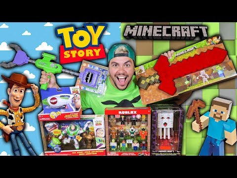 LUCCAS NETO - LUCCAS TOON - I BOUGHT THE NEW MINECRAFT AND TOY STORY TOYS (GIANT SWORD AND OFFICIAL DISNEY)
