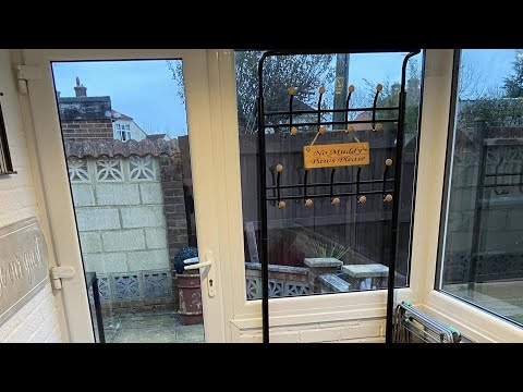 1-bedroom Apartment Sleeps 4, Parking, Hythe, United Kingdom | Travel With Kiara