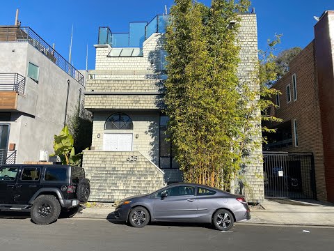 Venice Townhomes for Rent 3BR/2.5BA by Venice Property Managers